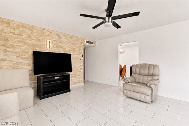 6232 McAllister Avenue, Las Vegas, NV 89107