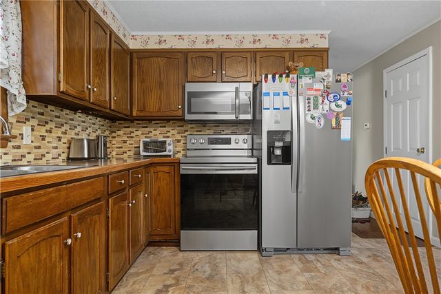 69 Thomas Street, Woonsocket, RI 02895