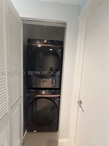 2950 NE 188th St 325, Aventura, FL 33180