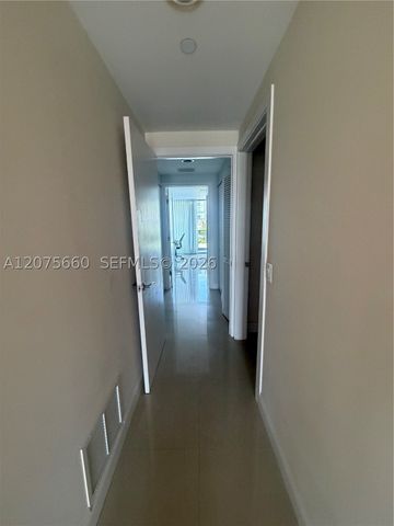 2950 NE 188th St 325, Aventura, FL 33180