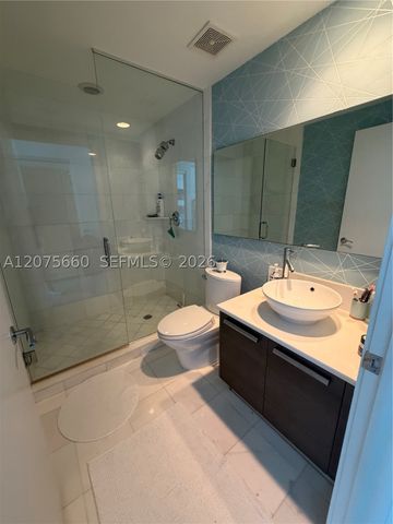 2950 NE 188th St 325, Aventura, FL 33180