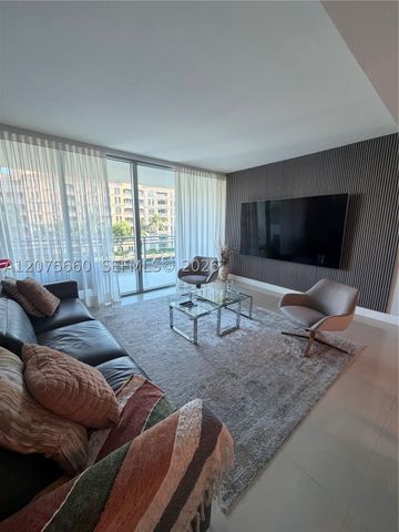 2950 NE 188th St 325, Aventura, FL 33180