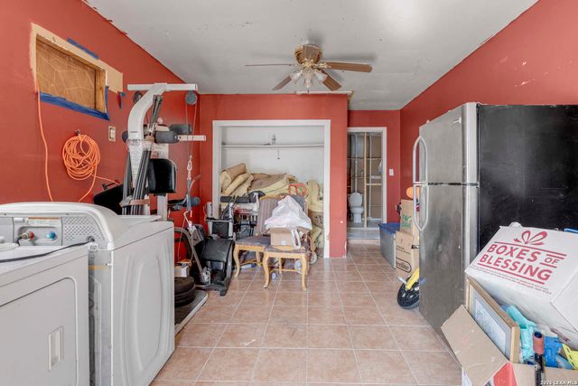 119 J, San Antonio, TX 78210