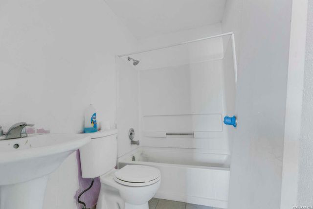 119 J, San Antonio, TX 78210