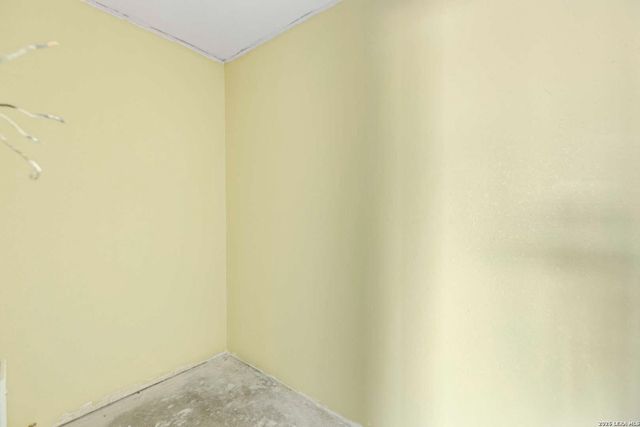 119 J, San Antonio, TX 78210