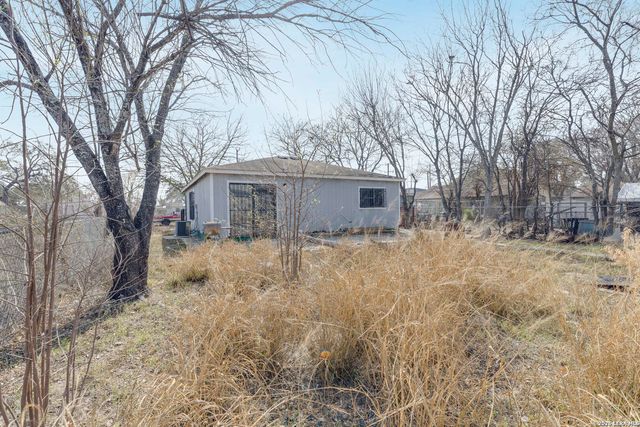 119 J, San Antonio, TX 78210