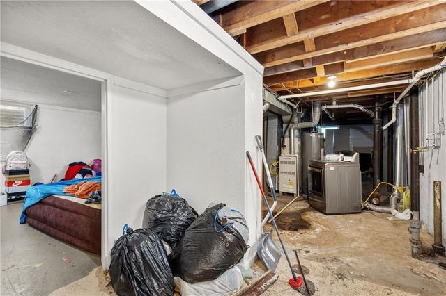 803 NW N Summit Circle, Blue Springs, MO 64015