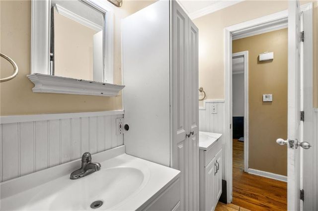 803 NW N Summit Circle, Blue Springs, MO 64015