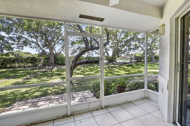 9200 NW 9th Court, Plantation, FL 33324