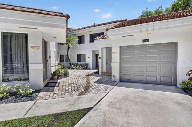 9200 NW 9th Court, Plantation, FL 33324