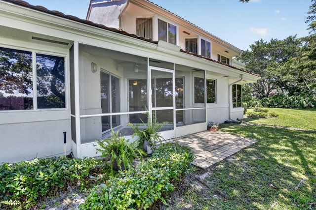 9200 NW 9th Court, Plantation, FL 33324