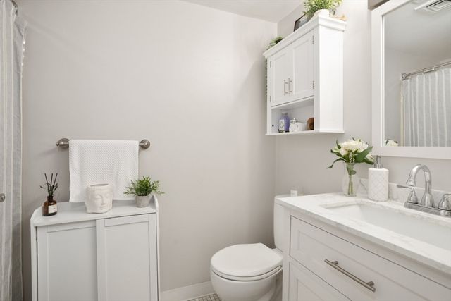 3 Ledgewood Way 8, Peabody, MA 01960