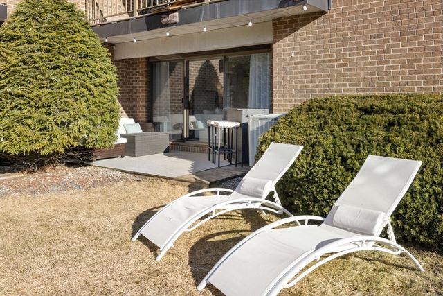 3 Ledgewood Way 8, Peabody, MA 01960