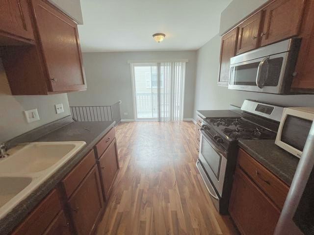 195 Thomas Court D, Bartlett, IL 60103