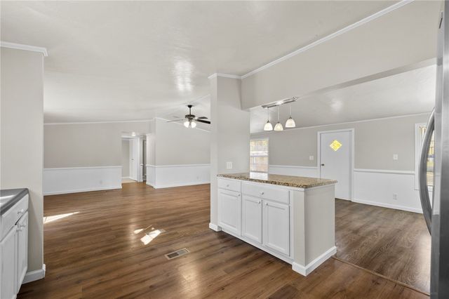 204 Sarrar Street, Pendleton, SC 29670