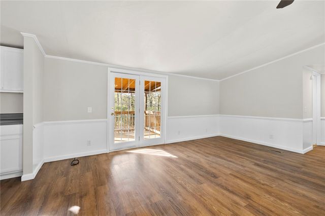 204 Sarrar Street, Pendleton, SC 29670