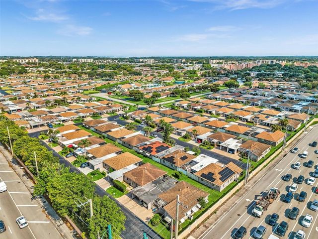 14898 Wildflower Lane, Delray Beach, FL 33446