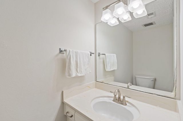 443 N Post Oak Lane 443, Houston, TX 77024