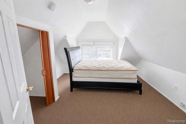 11334 Klinger Street, Hamtramck, MI 48212