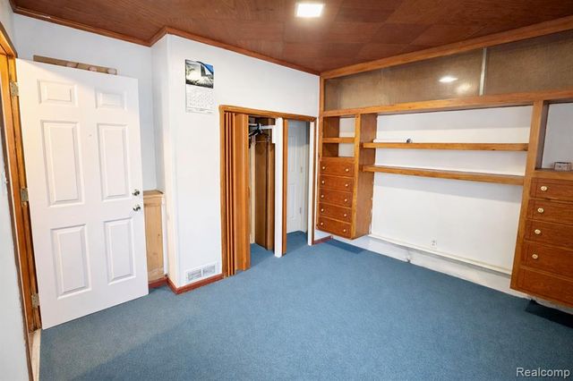 11334 Klinger Street, Hamtramck, MI 48212