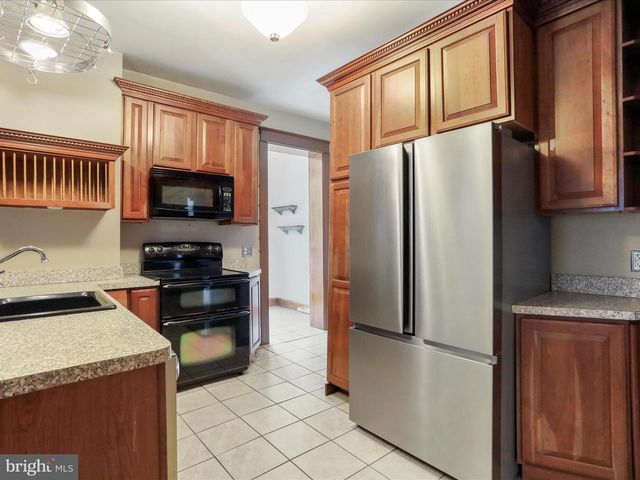 17400 VIRGINIA AVE, Hagerstown, MD 21740