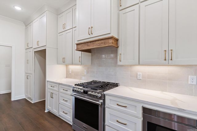 28 Calvados Court, Cabot, AR 72023