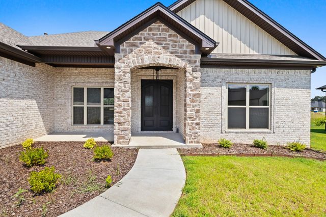 28 Calvados Court, Cabot, AR 72023