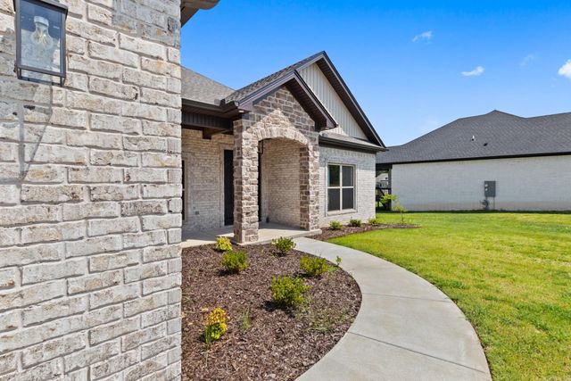 28 Calvados Court, Cabot, AR 72023