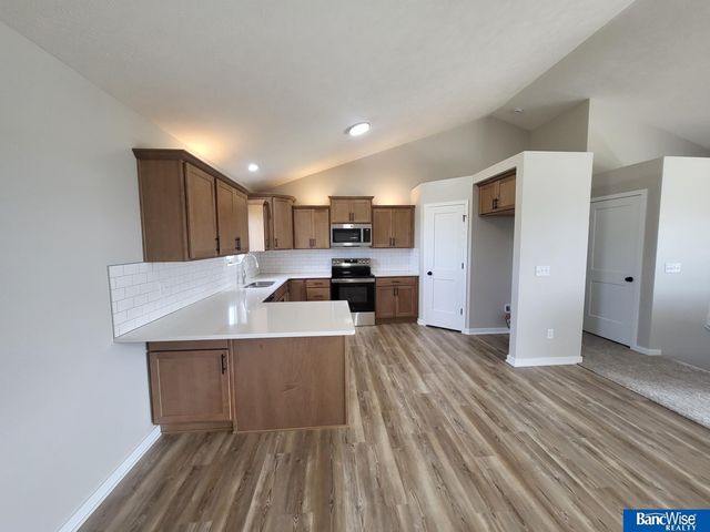 510 Railroad Street, Hallam, NE 68368