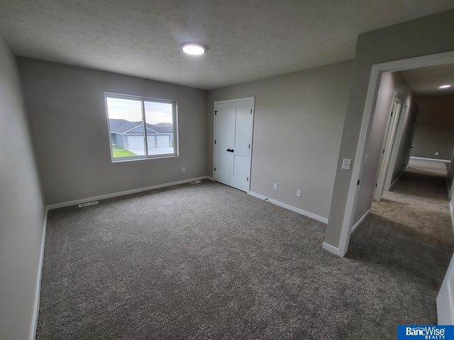 510 Railroad Street, Hallam, NE 68368