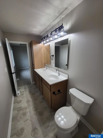 510 Railroad Street, Hallam, NE 68368