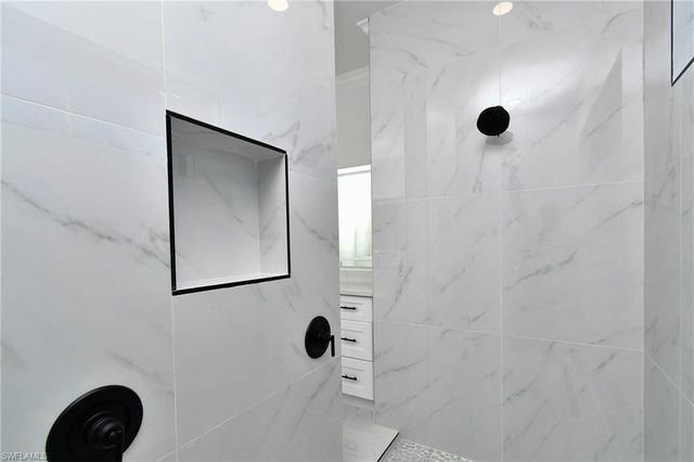 4119 9th ST SW, Lehigh Acres, FL 33976