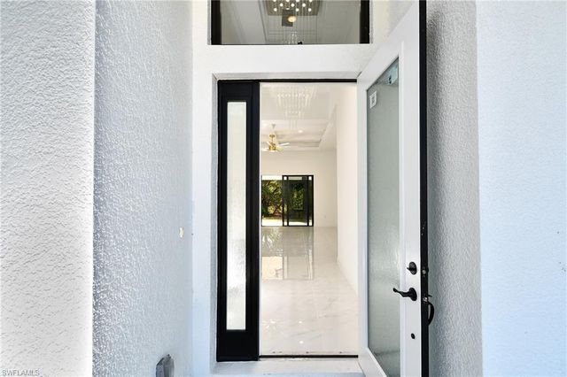 4119 9th ST SW, Lehigh Acres, FL 33976