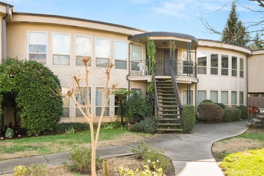 30 Plaza Way 6, Chico, CA 95926