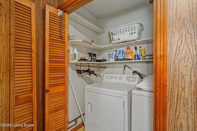 8306 Terry Rd, Louisville, KY 40258