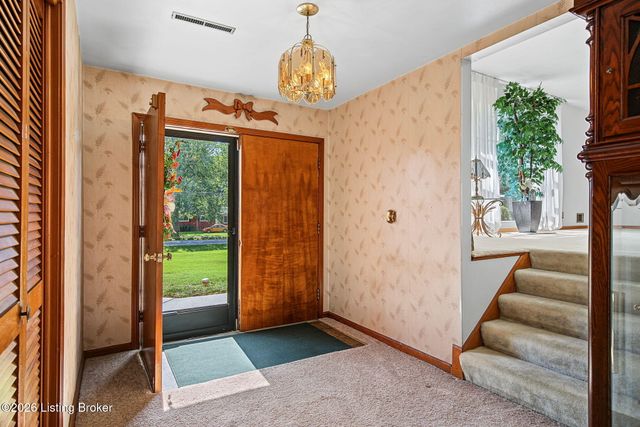8306 Terry Rd, Louisville, KY 40258