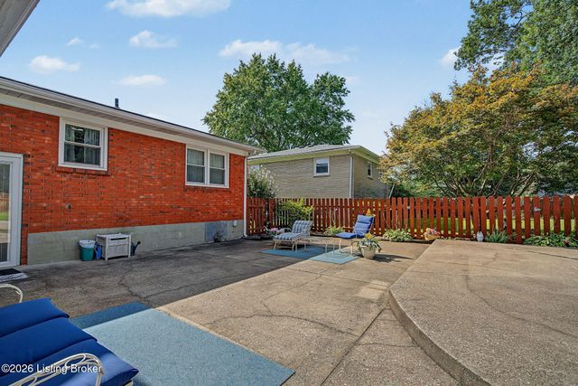 8306 Terry Rd, Louisville, KY 40258