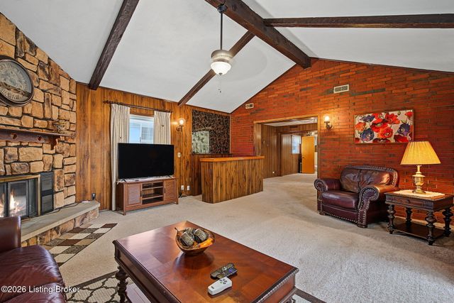 8306 Terry Rd, Louisville, KY 40258