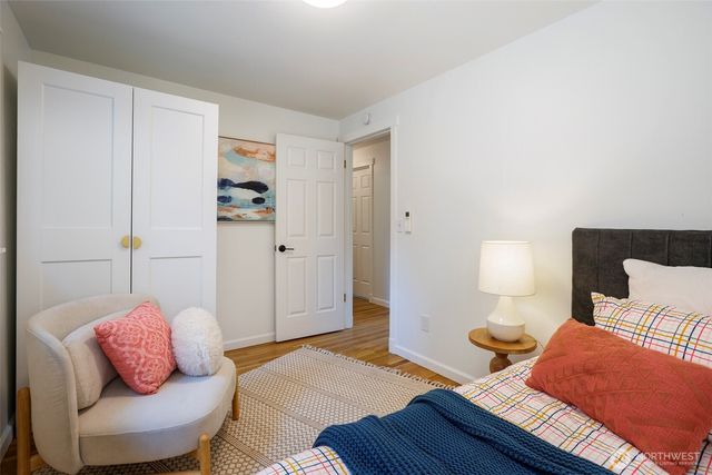 19704 NE 158th Street, Woodinville, WA 98077