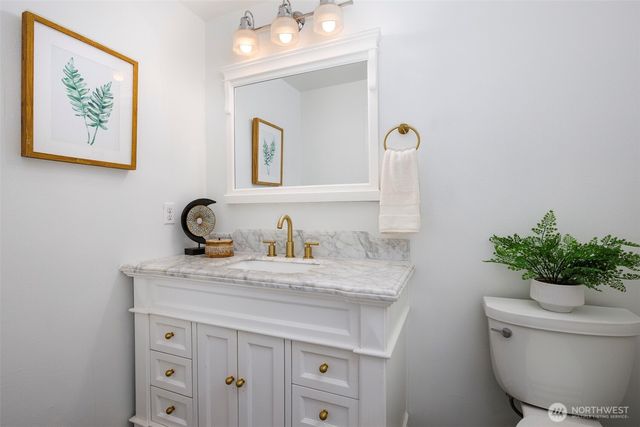 19704 NE 158th Street, Woodinville, WA 98077