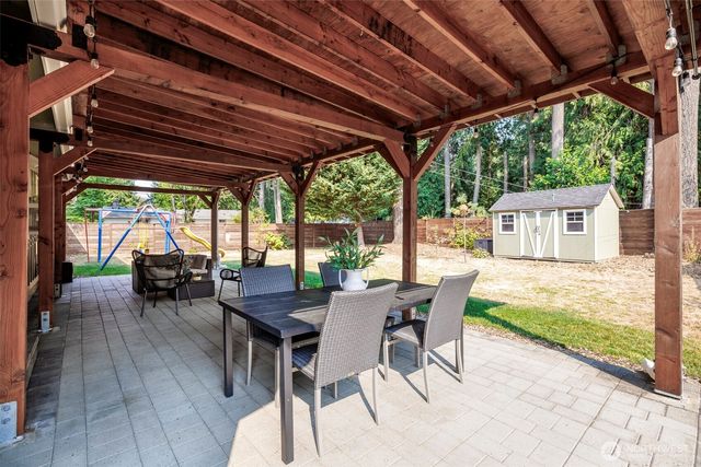 19704 NE 158th Street, Woodinville, WA 98077