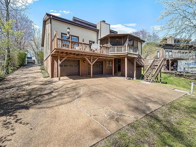 616 Belgium Dr, Hermitage, TN 37076