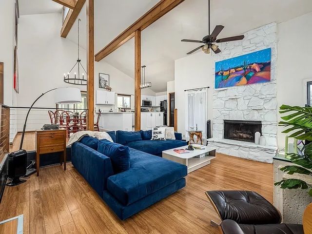 616 Belgium Dr, Hermitage, TN 37076