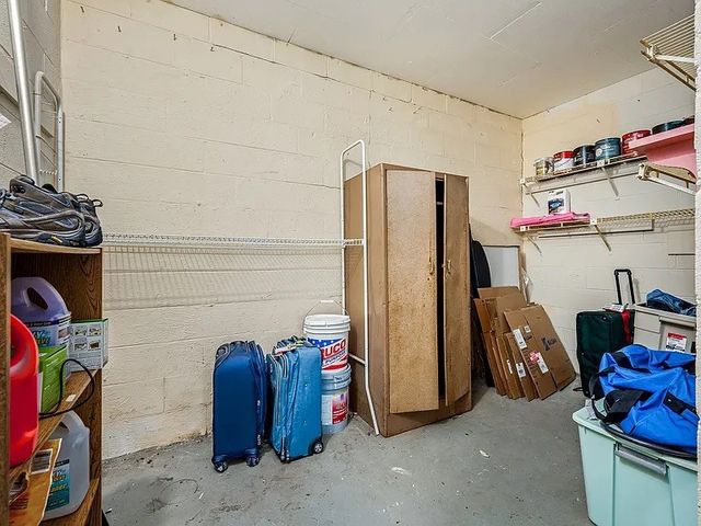 616 Belgium Dr, Hermitage, TN 37076