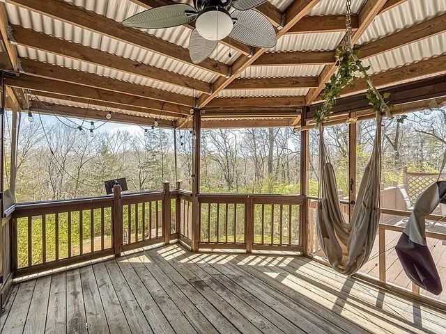 616 Belgium Dr, Hermitage, TN 37076