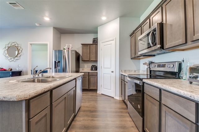 2141 Palestine Oak Drive, Royse City, TX 75189