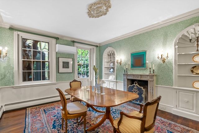 52 Pinckney St, Boston, MA 02114