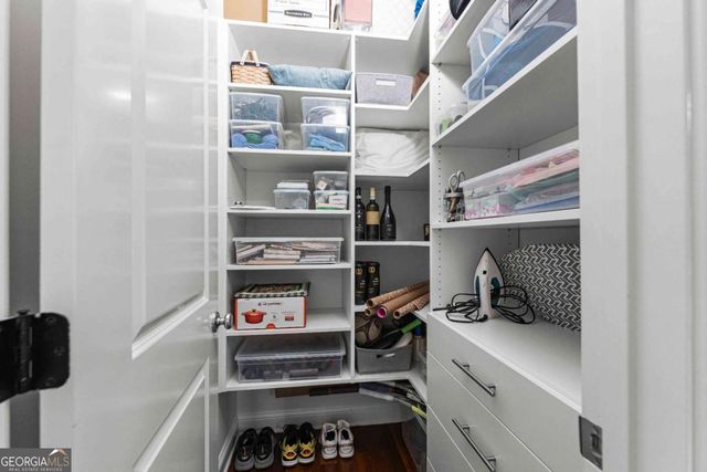 1884 Gordon Manor NE, Atlanta, GA 30307