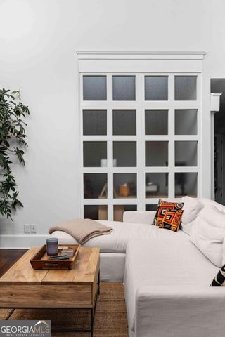 1884 Gordon Manor NE, Atlanta, GA 30307