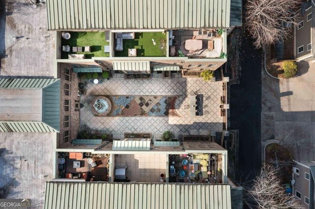 1884 Gordon Manor NE, Atlanta, GA 30307